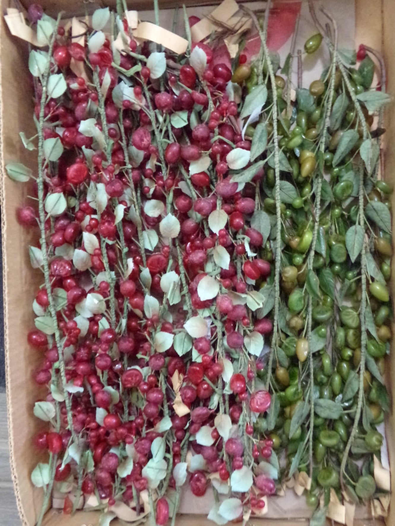 VINTAGE  BERRY/FRUIT GARLAND 13 IN. GERMANY WAS $19.95 now $13.95