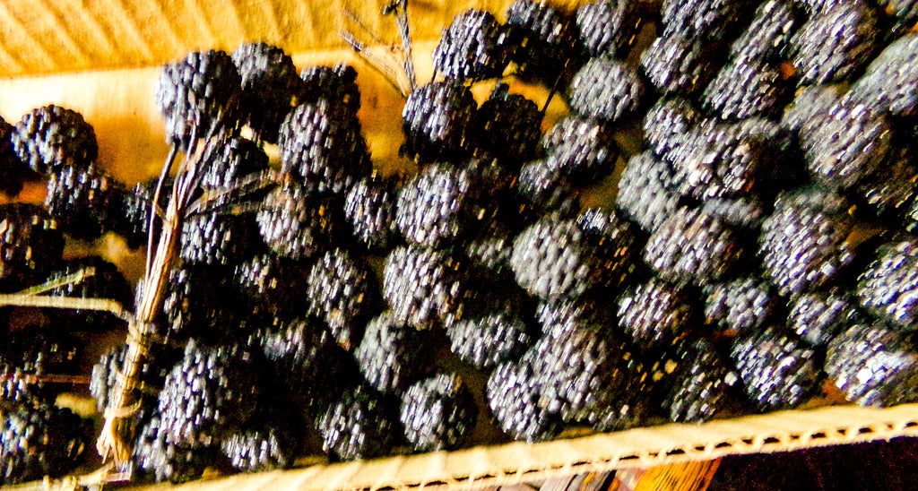 VINTAGE BIG BLACKBERRY  GERMANY  NOW $7.95 1 DZ