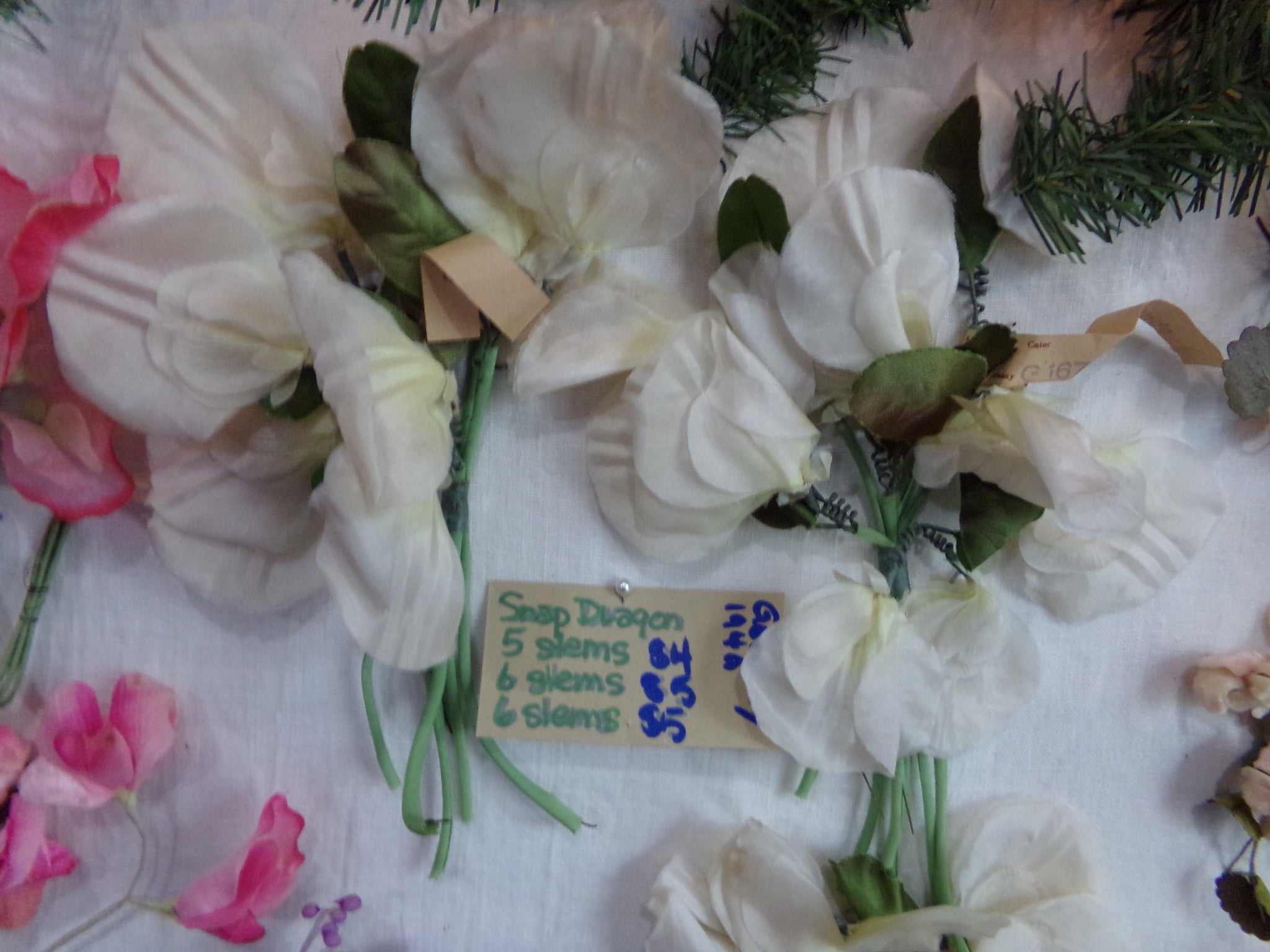 Vintage-Sweet Pea Assortment  Germany-has tags        4 stems for $7.95