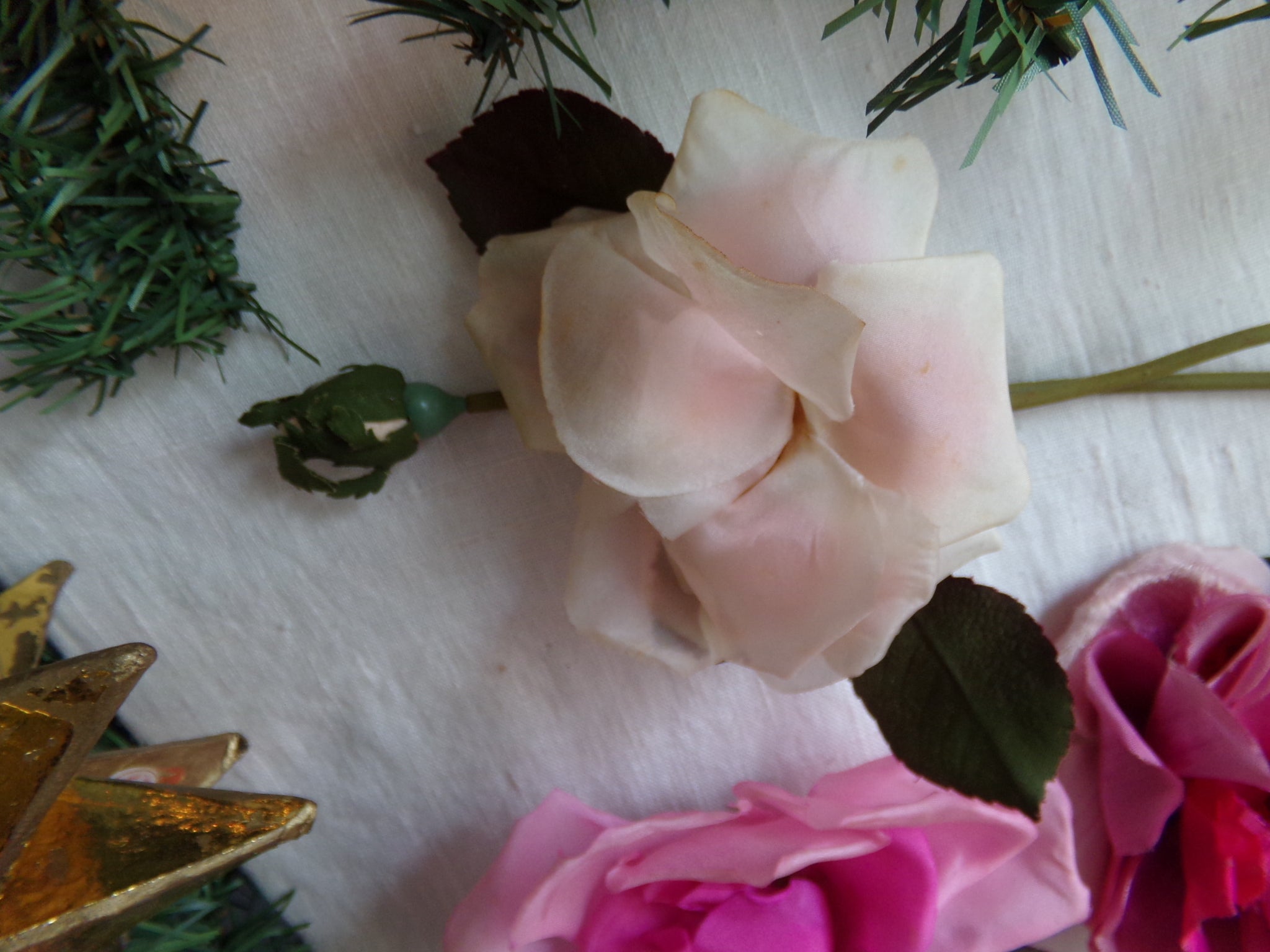 VINTAGE CHIFFON CREAM ROSE W BUD  FRANCE WAS $21.95    NOW $18.95